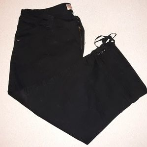 Just My Size Pants - Black classic capris "just my size" Just My Size Pants - Black classic capris "just my size"